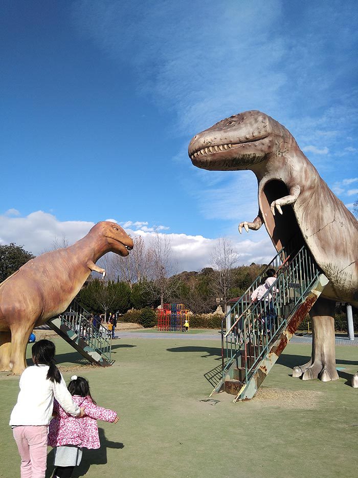 恐竜の滑り台
